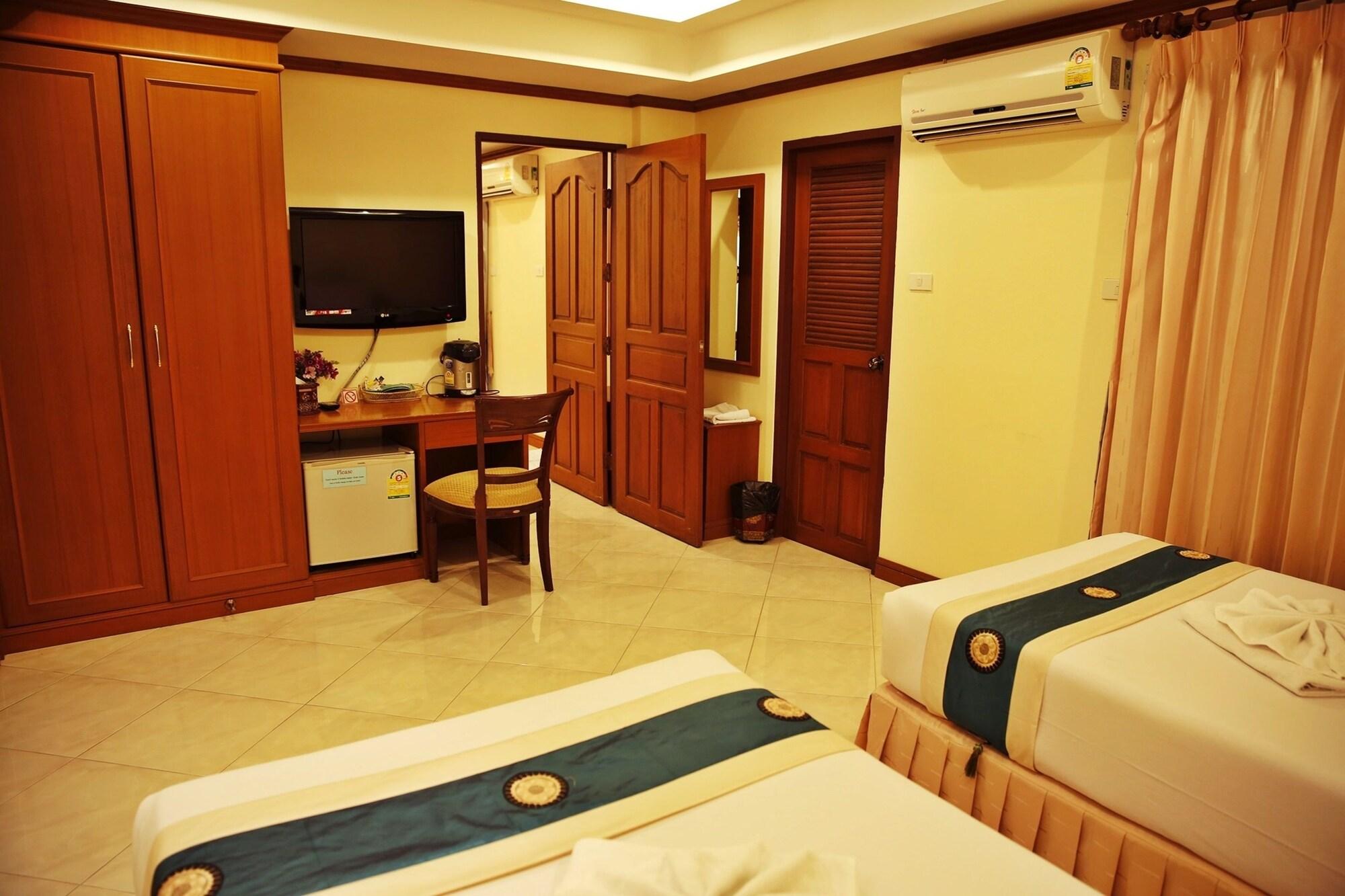 Baan Ss Karon Hotel Ngoại thất bức ảnh