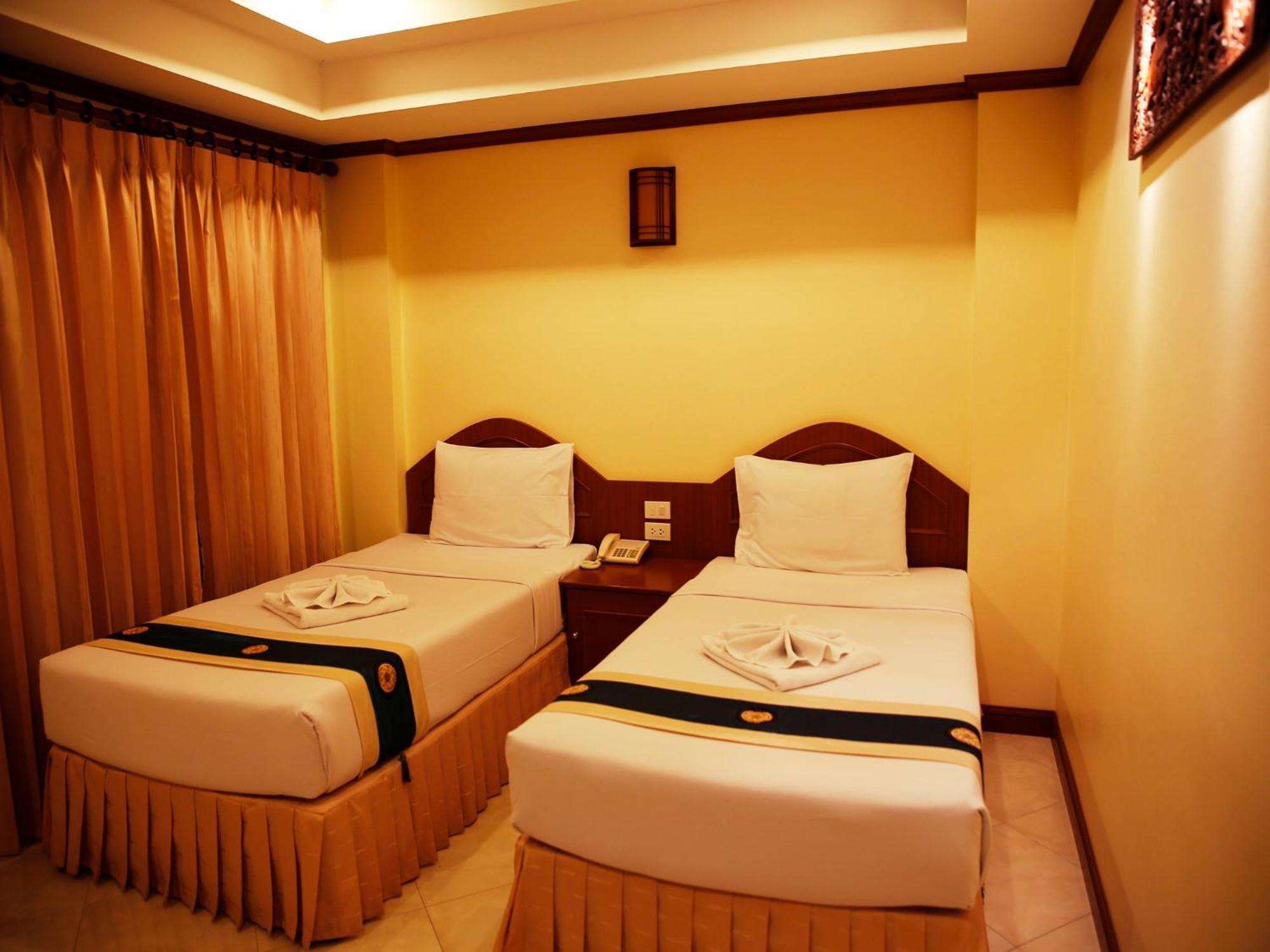 Baan Ss Karon Hotel Ngoại thất bức ảnh