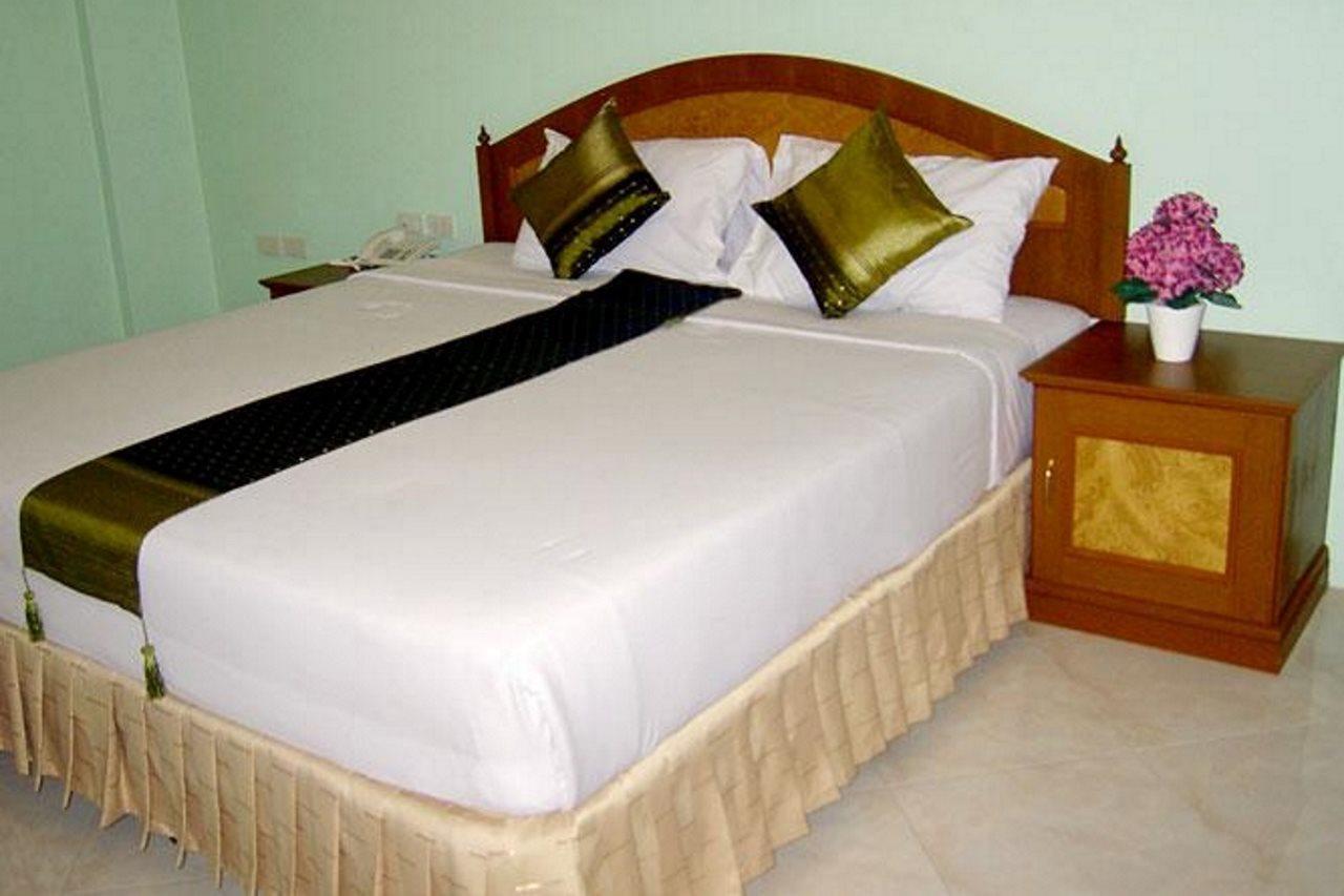 Baan Ss Karon Hotel Ngoại thất bức ảnh