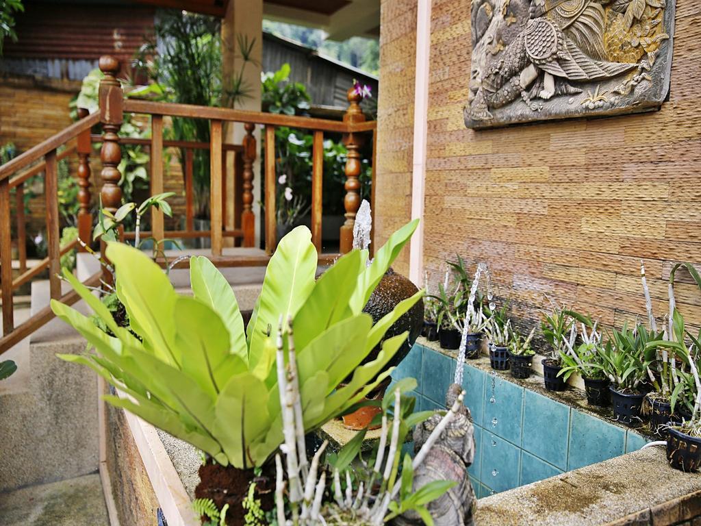 Baan Ss Karon Hotel Ngoại thất bức ảnh