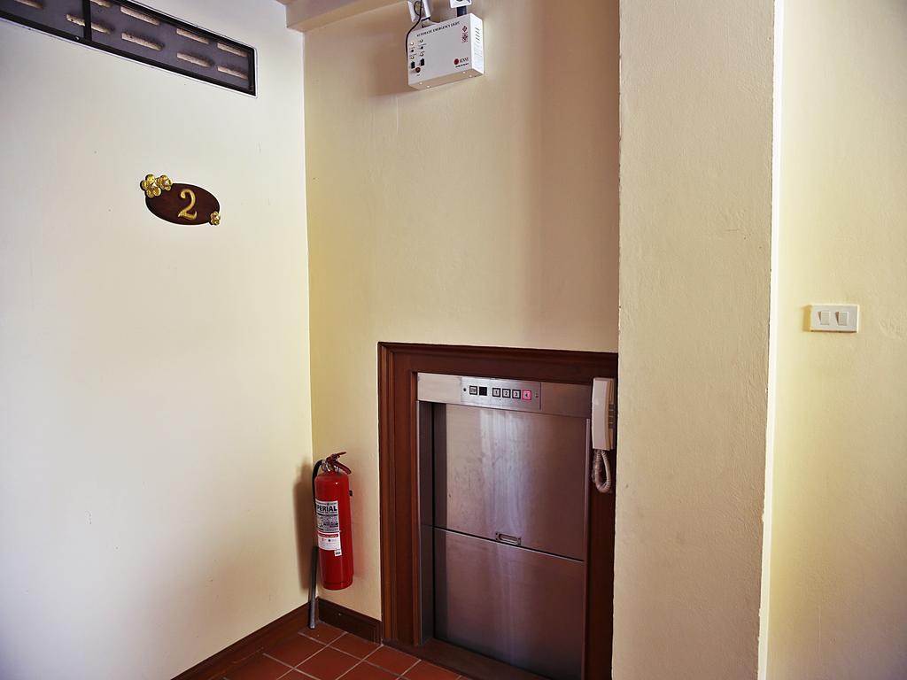 Baan Ss Karon Hotel Ngoại thất bức ảnh