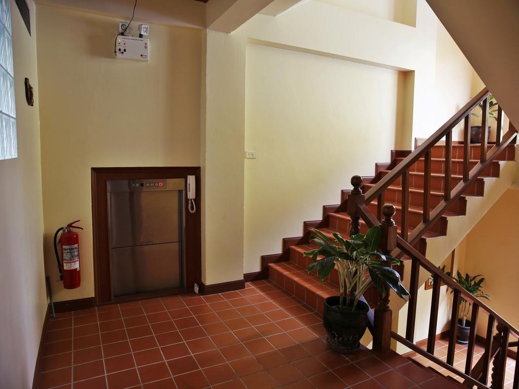 Baan Ss Karon Hotel Ngoại thất bức ảnh