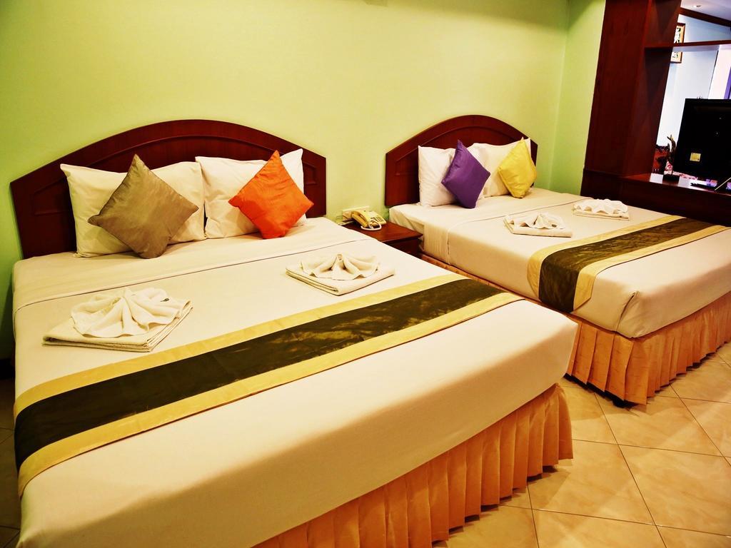 Baan Ss Karon Hotel Ngoại thất bức ảnh