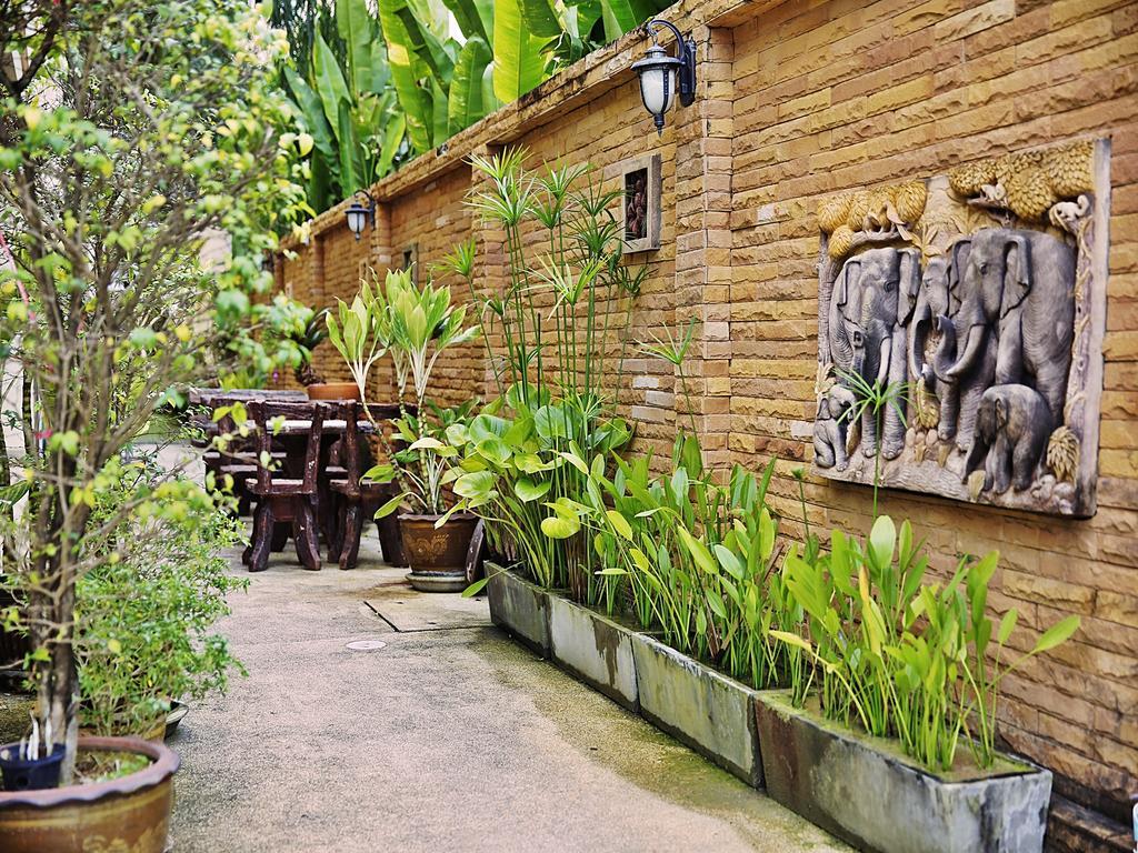 Baan Ss Karon Hotel Ngoại thất bức ảnh