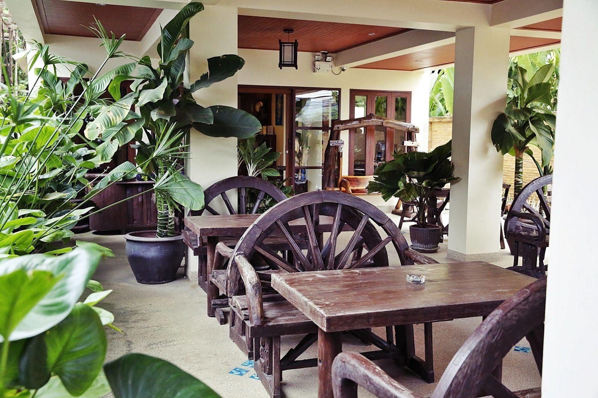 Baan Ss Karon Hotel Ngoại thất bức ảnh