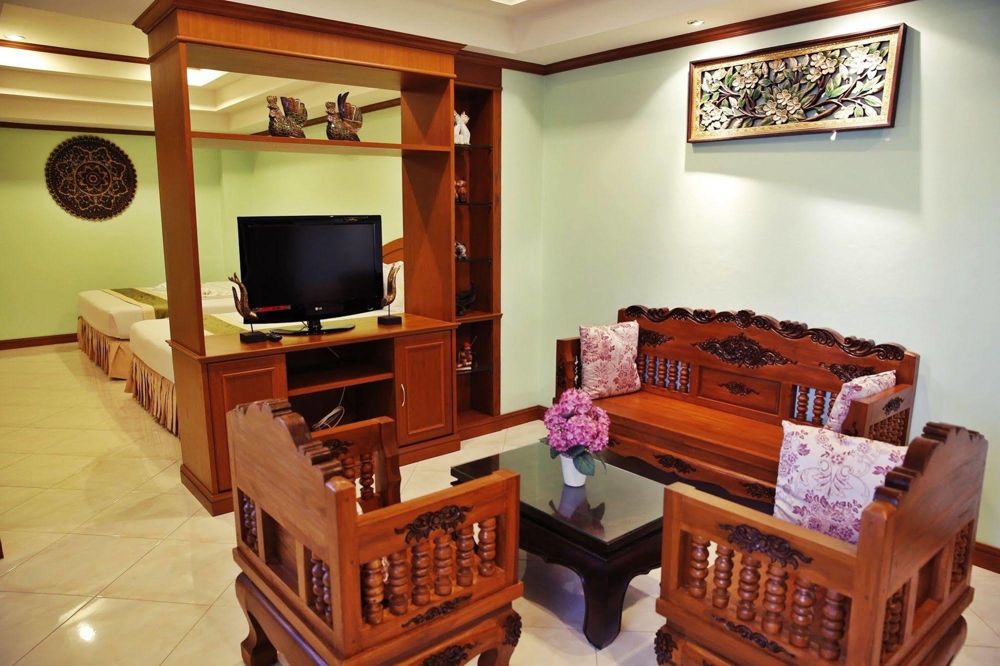 Baan Ss Karon Hotel Ngoại thất bức ảnh